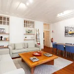 公寓 Camoes - Bairro Alto - By The Portuguese Story Lisboa