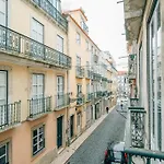 Apartmán Camoes - Bairro Alto - By The Portuguese Story